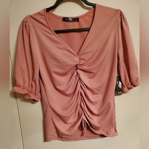 Ladies top, Size M, New with tags